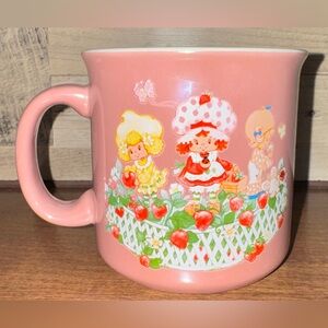 Super Cute 🥰 STRAWBERRY SHORTCAKE And FRIENDS  20oz Mug